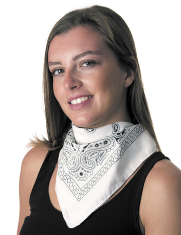 Odrasla bela bandana